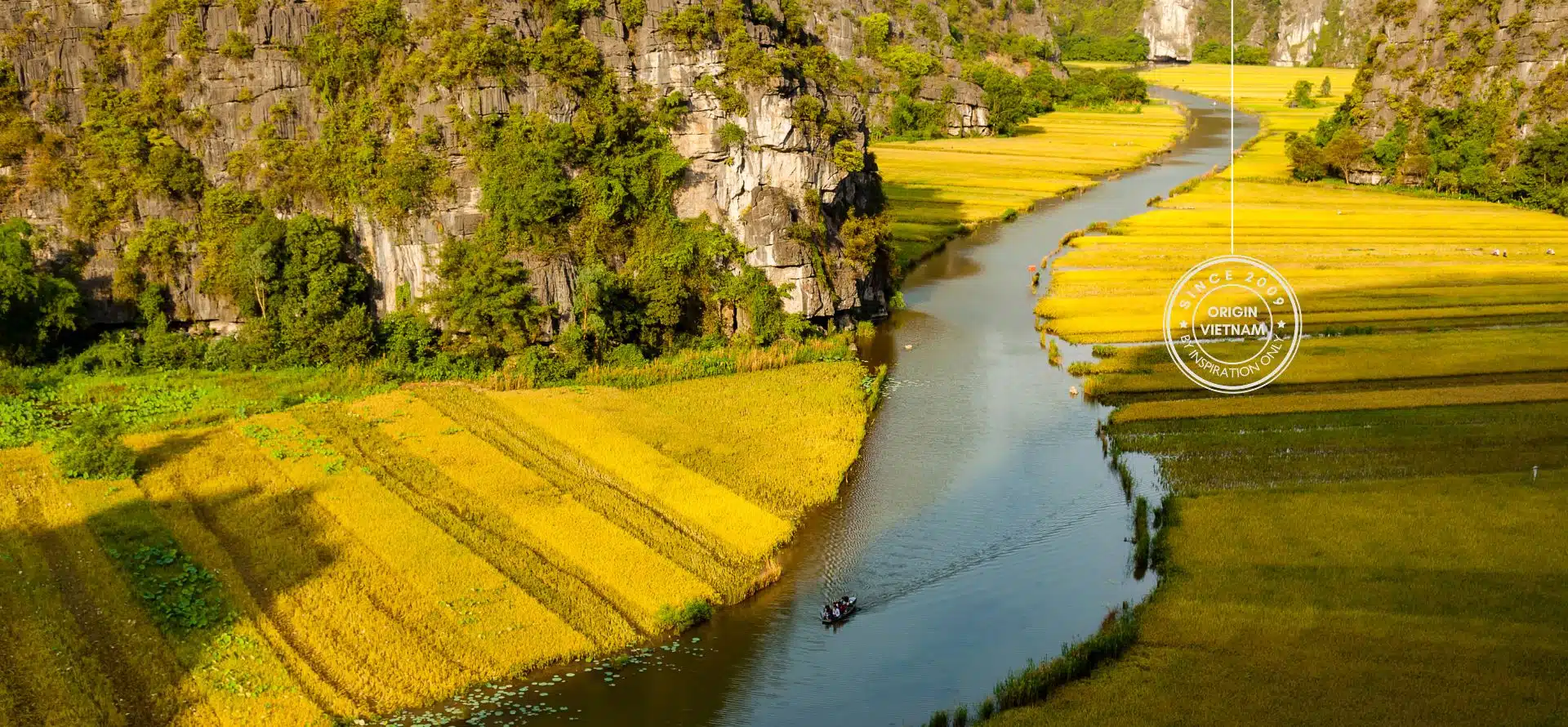 Ninh Binh tours and dramatic limestone landscapes