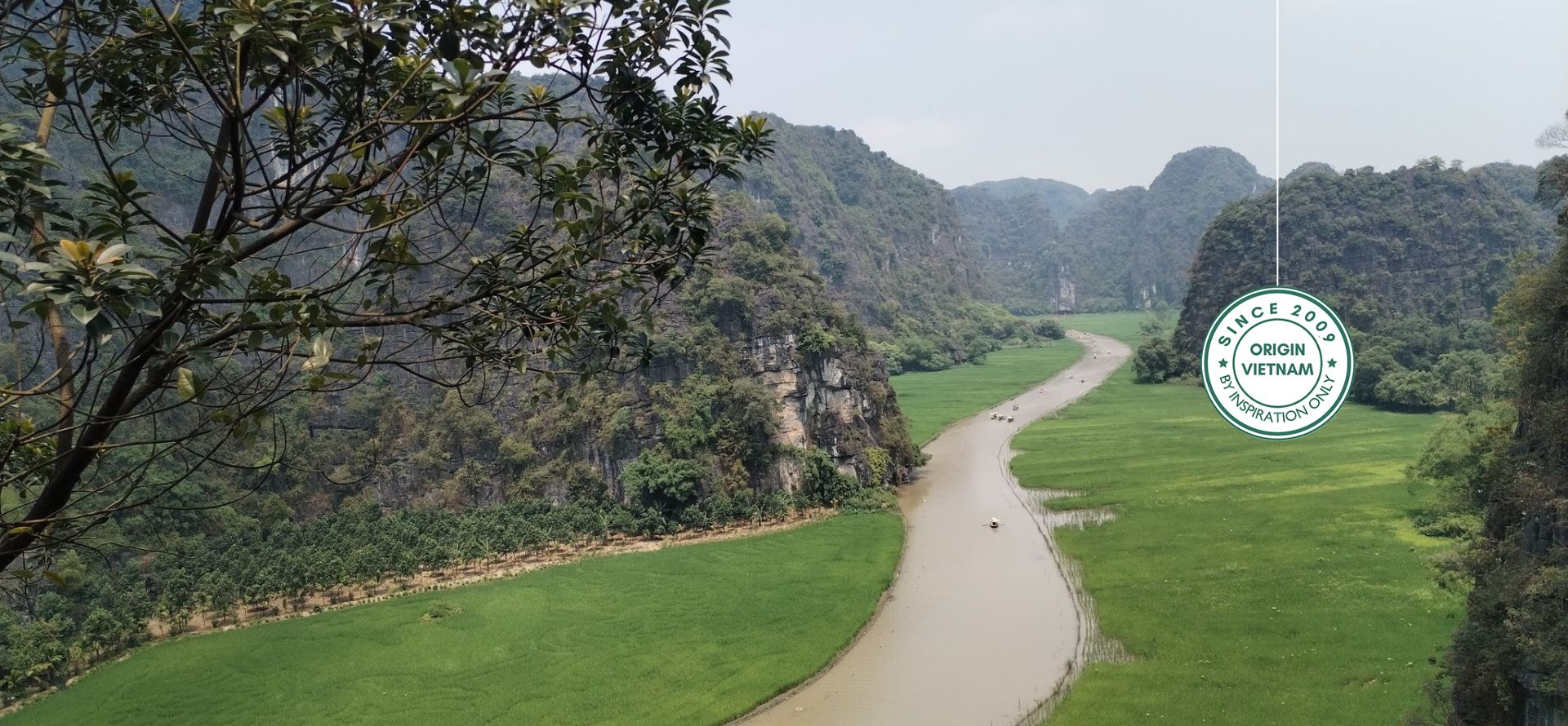 Day trip from Hanoi to Ninh Binh exploring karst landscapes and rivers