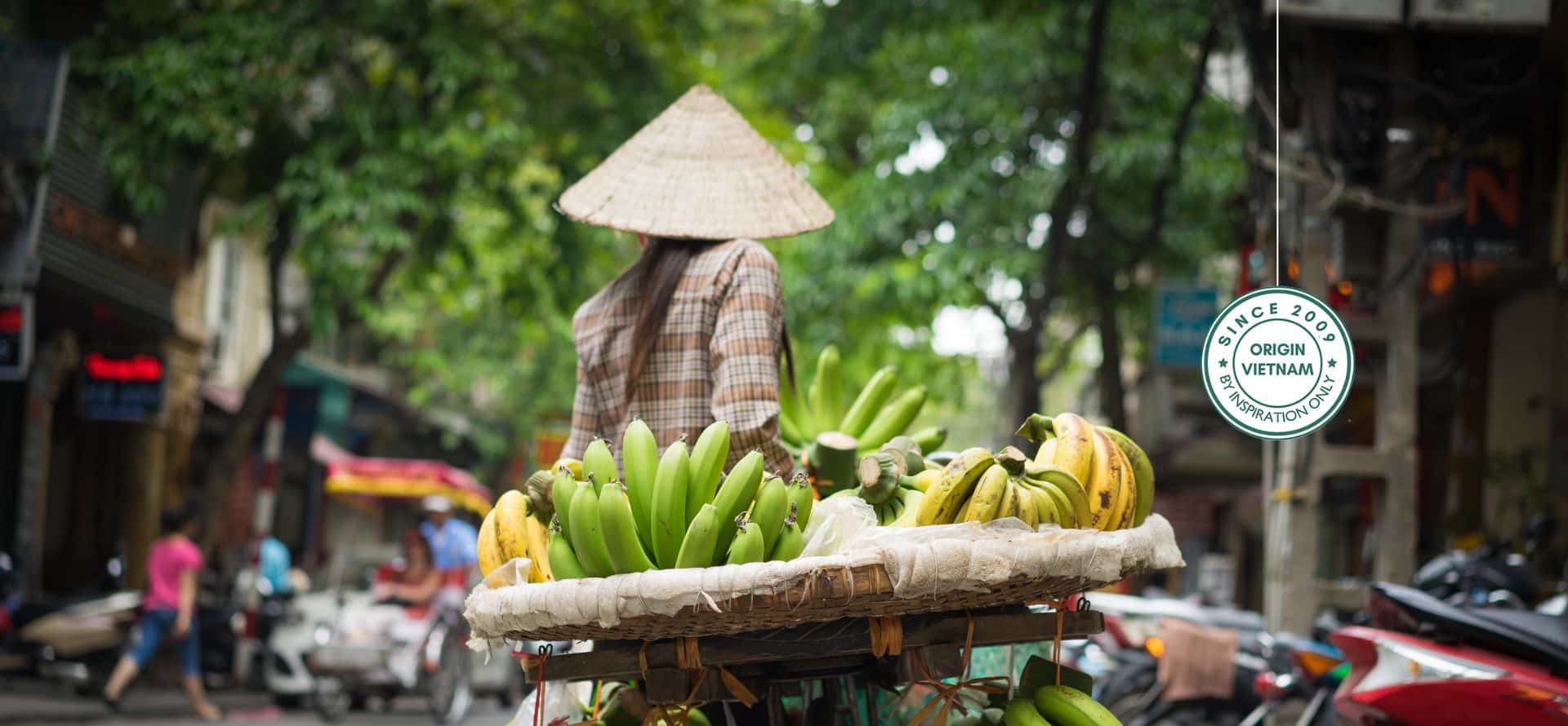 Hanoi photography tours capturing Old Quarter streets, markets and daily life