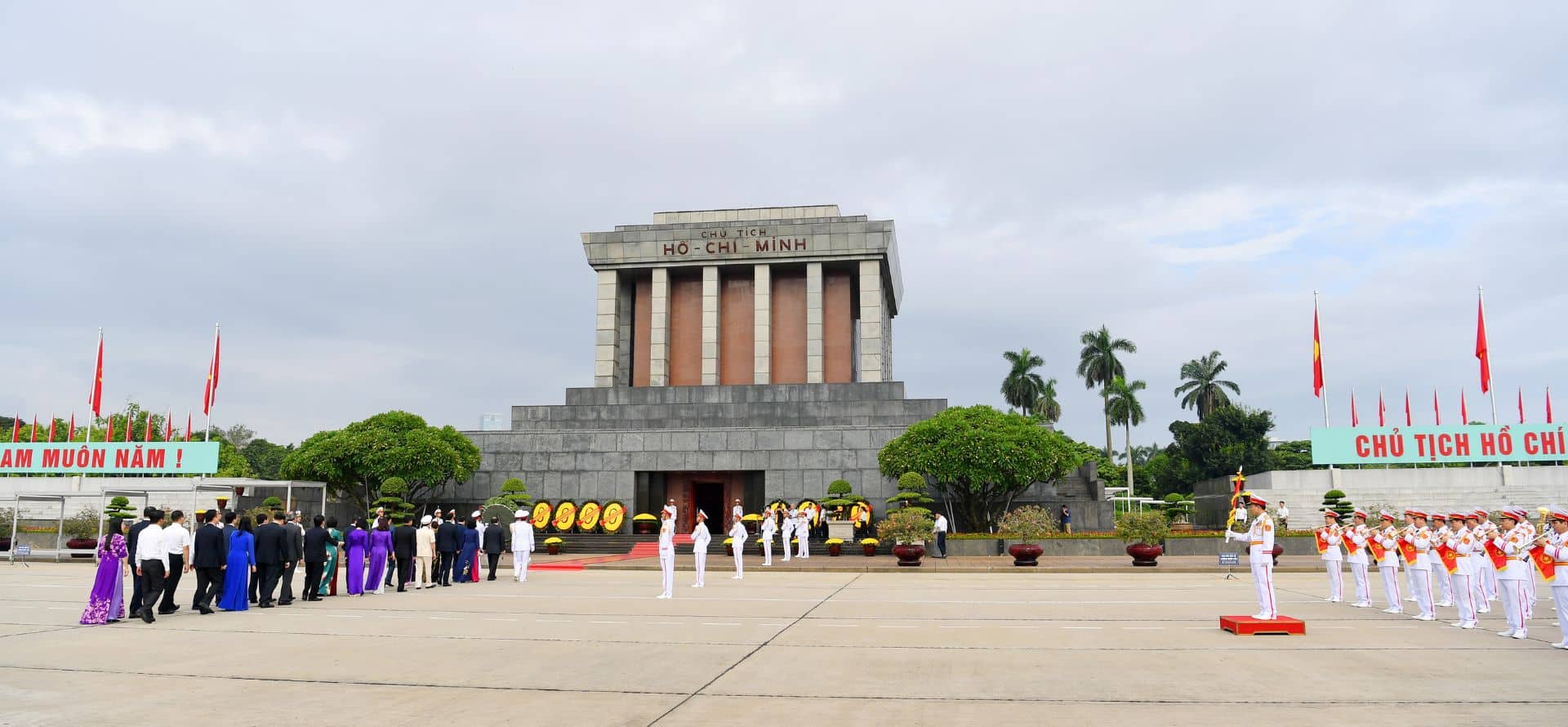 Ho Chi Minh Mausoleum Complex Tour – Origin Vietnam