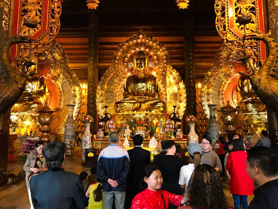 Statue in Bai Dinh Pagoda
