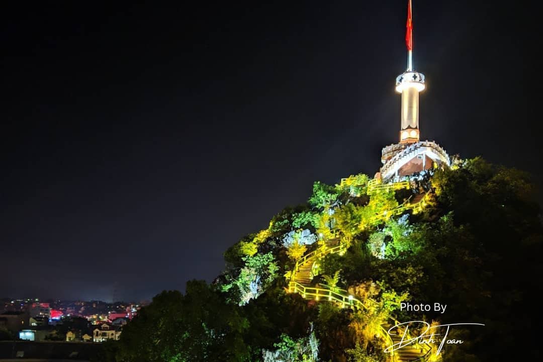 IMG Phai Ve Flagpole Lang Son 5