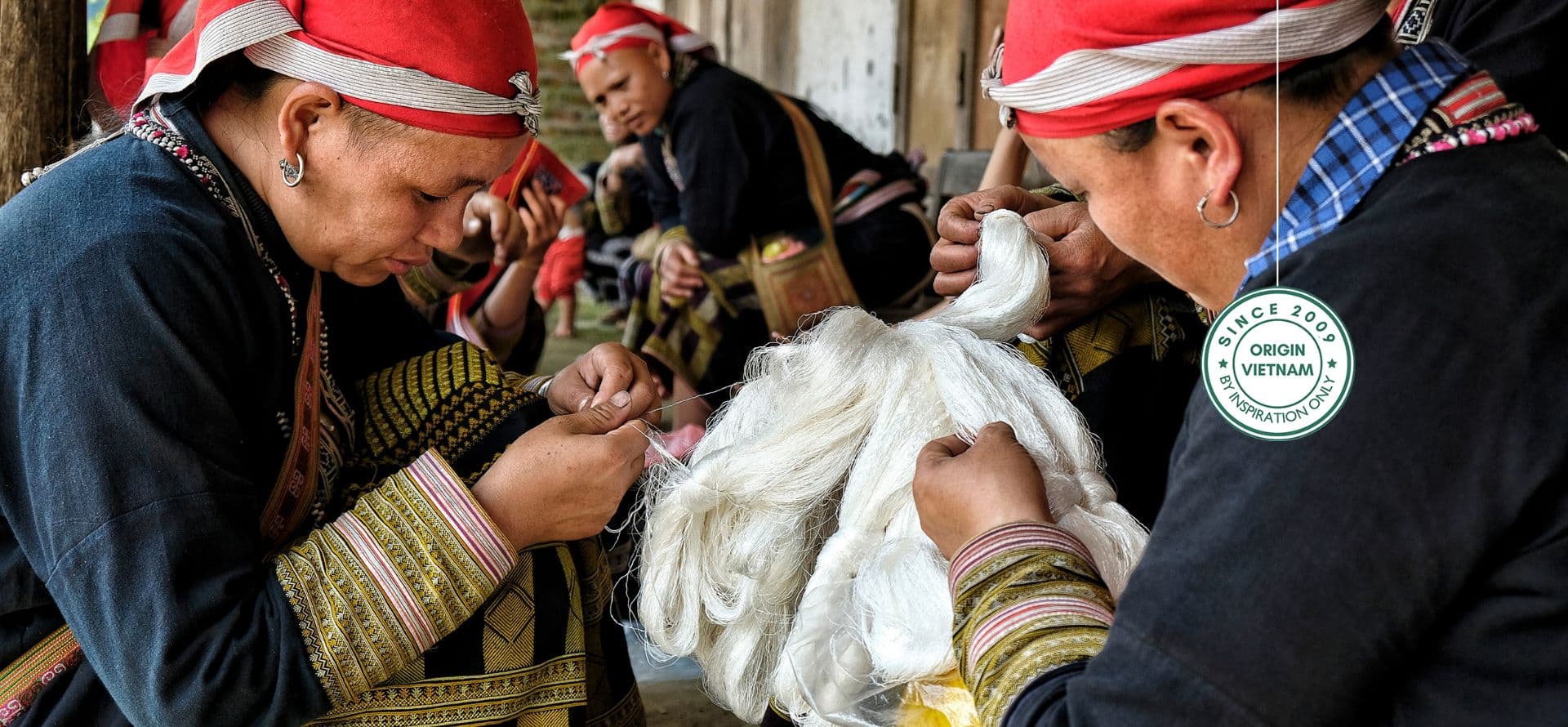 Ta Phin Village with Red Dao women, handicraft village sapa