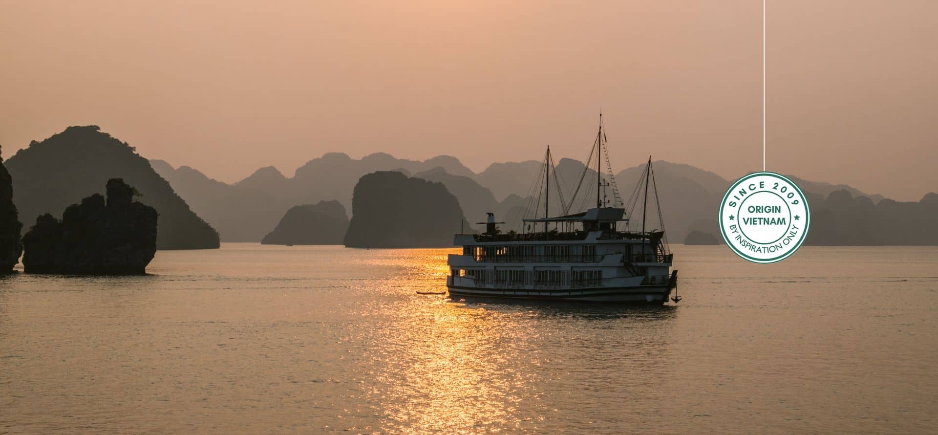 Vietnam luxury cruises across bays and rivers