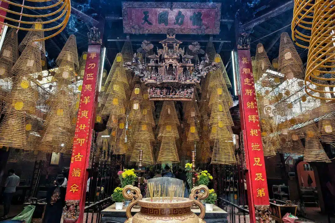 IMG Ong Pagoda Can Tho.jpg